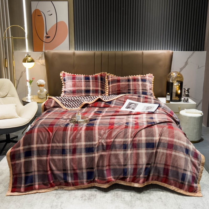 91家纺网 家纺一手货源 找家纺 羋多 2023新款A版牛奶绒+B版阳离子提花双层复合毯 经典红格