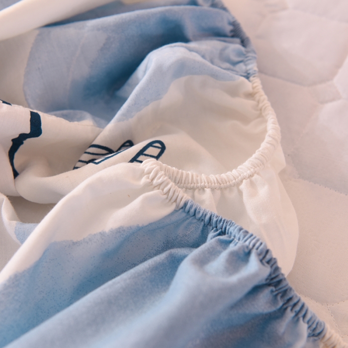 91家纺网 家纺一手货源 找家纺 甜之梦家纺 2025新款全棉夹棉防滑抗菌床笠 爱心熊