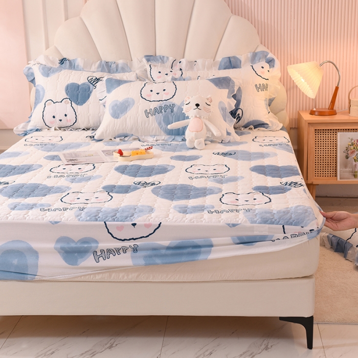 91家纺网 家纺一手货源 找家纺 甜之梦家纺 2025新款全棉夹棉防滑抗菌床笠 爱心熊