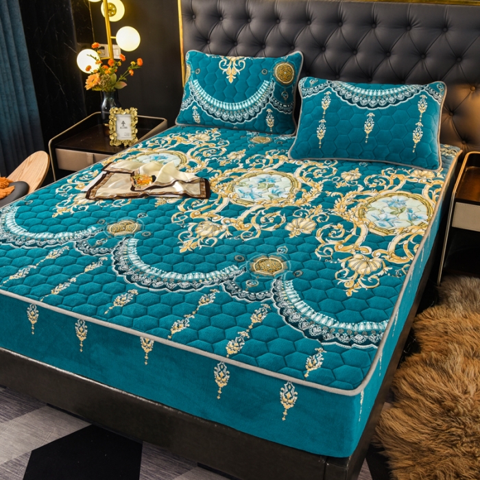 91家纺网 家纺一手货源 找家纺 情煊 2022新款牛奶绒印花单品夹棉床笠 欧式风情