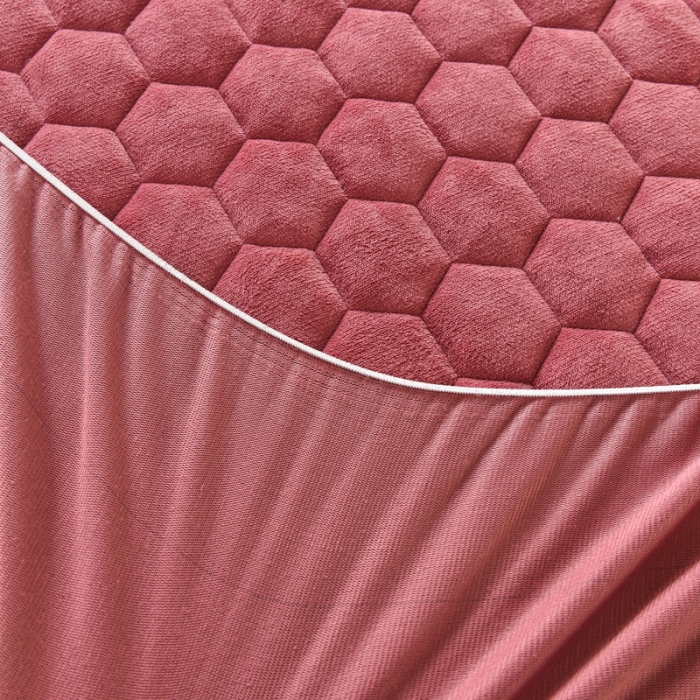 91家纺网 家纺一手货源 找家纺 情煊 2022新款牛奶绒印花单品夹棉床笠 豆沙