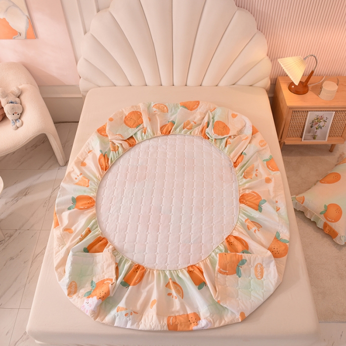 91家纺网 家纺一手货源 找家纺 甜之梦家纺 2025新款全棉夹棉防滑抗菌床笠 甜橙小兔