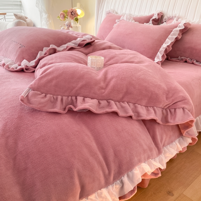 91家纺网 家纺一手货源 找家纺 总 金丝鸟 2022新款200克韩式公主风花边款牛奶绒四件套