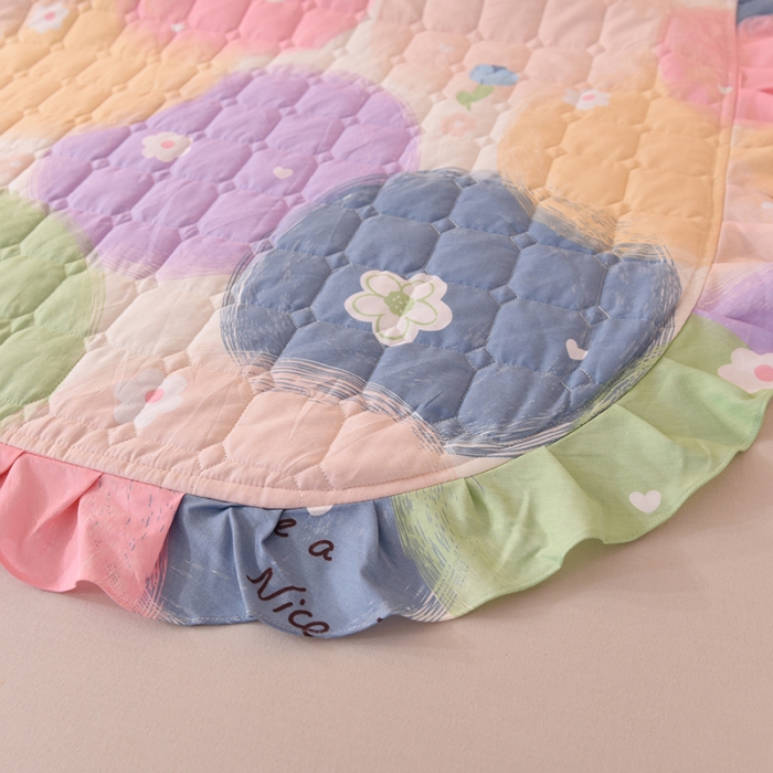 91家纺网 家纺一手货源 找家纺 甜之梦家纺 2025新款全棉夹棉防滑抗菌花边款床盖 魔法花园