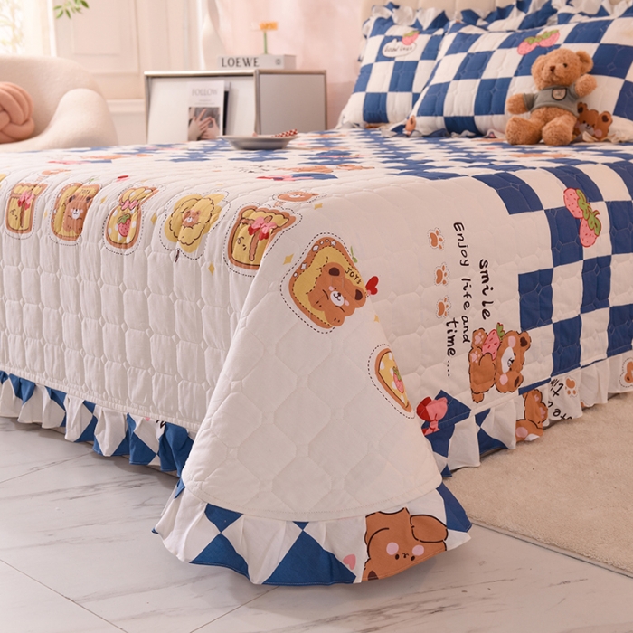 91家纺网 家纺一手货源 找家纺 甜之梦家纺 2025新款全棉夹棉防滑抗菌花边款床盖 派对熊