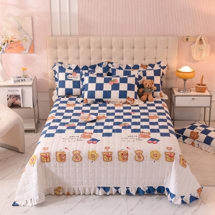 甜之梦家纺 2025新款全棉夹棉防滑抗菌花边款床盖 派对熊