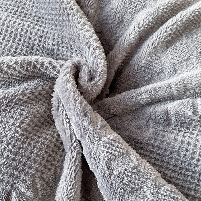 91家纺网 家纺一手货源 找家纺 金丝鸟 2022新款200克华夫格雕花牛奶绒贝壳边四件套 华夫格灰