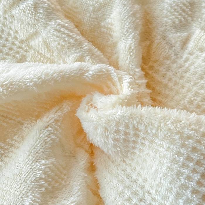 91家纺网 家纺一手货源 找家纺 金丝鸟 2022新款200克华夫格雕花牛奶绒贝壳边四件套 华夫格米白