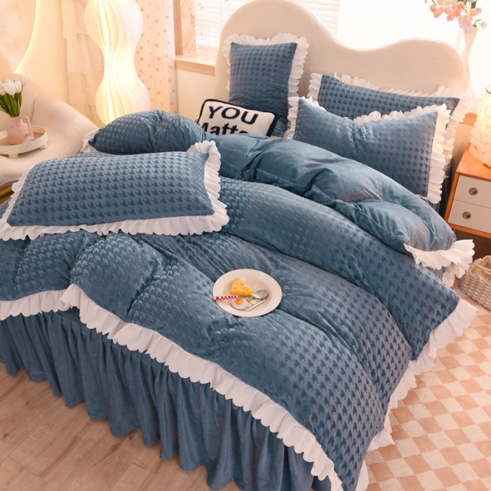 91家纺网 家纺一手货源 找家纺 梦之岛 2022新款韩版牛奶绒水晶绒剪花四件套 千鸟格-高贵蓝