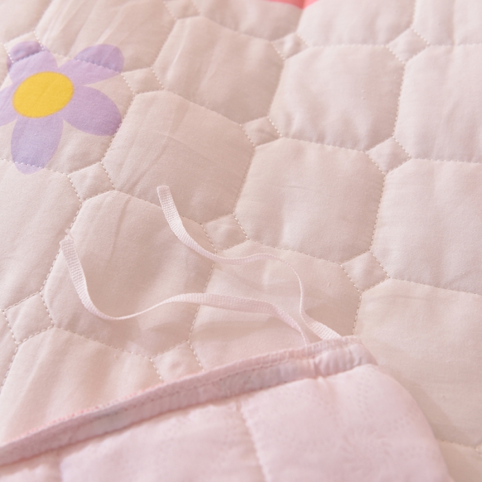 91家纺网 家纺一手货源 找家纺 甜之梦 2025新款全棉印花夹棉抗菌被套 初恋蜜桃