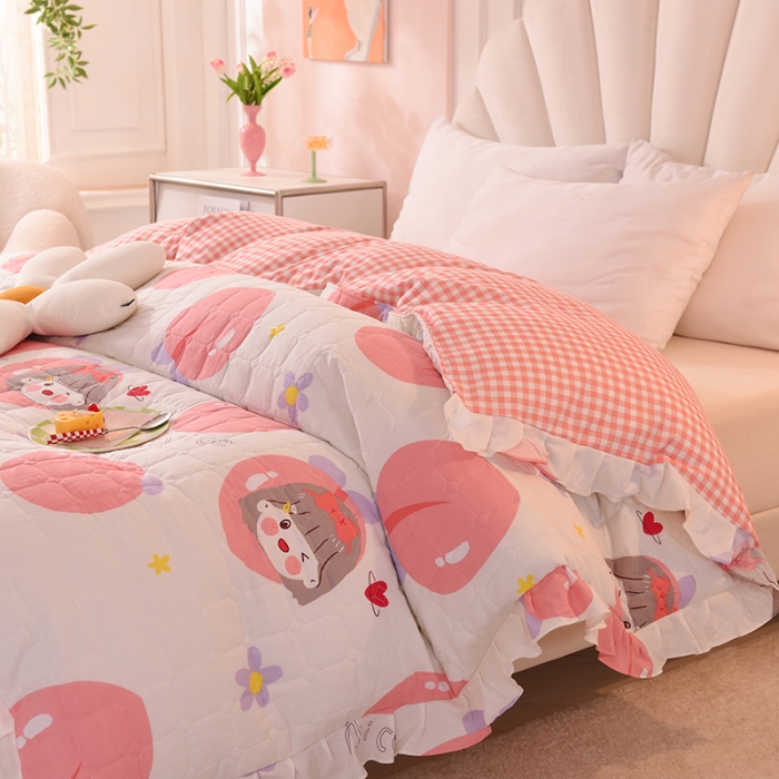 91家纺网 家纺一手货源 找家纺 甜之梦 2025新款全棉印花夹棉抗菌被套 初恋蜜桃