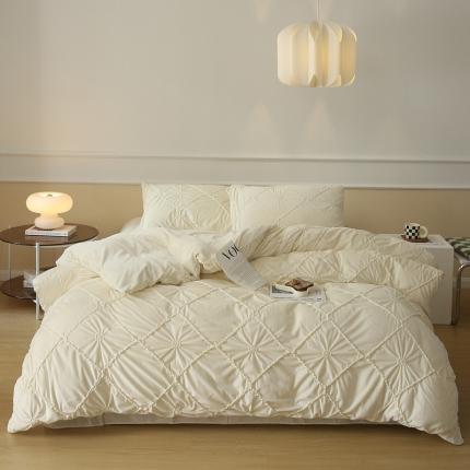 91家纺网 家纺一手货源 找家纺 玛奇朵 2022新款德芙绒立体揪花四件套--罗莎系列 罗莎-芍药白