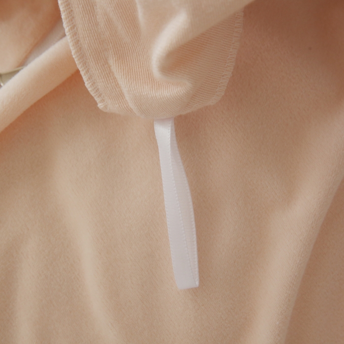 91家纺网 家纺一手货源 找家纺 玛奇朵 2022新款德芙绒立体揪花四件套--罗莎系列 罗莎-少女粉