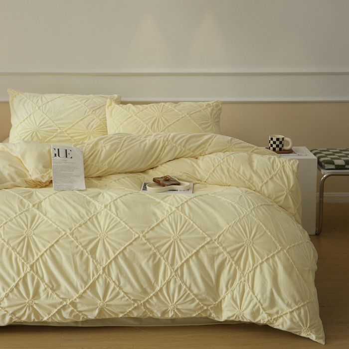 91家纺网 家纺一手货源 找家纺 玛奇朵 2022新款德芙绒立体揪花四件套--罗莎系列 罗莎-芝士黄