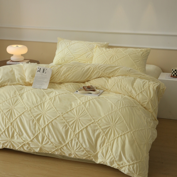 91家纺网 家纺一手货源 找家纺 玛奇朵 2022新款德芙绒立体揪花四件套--罗莎系列 罗莎-芝士黄