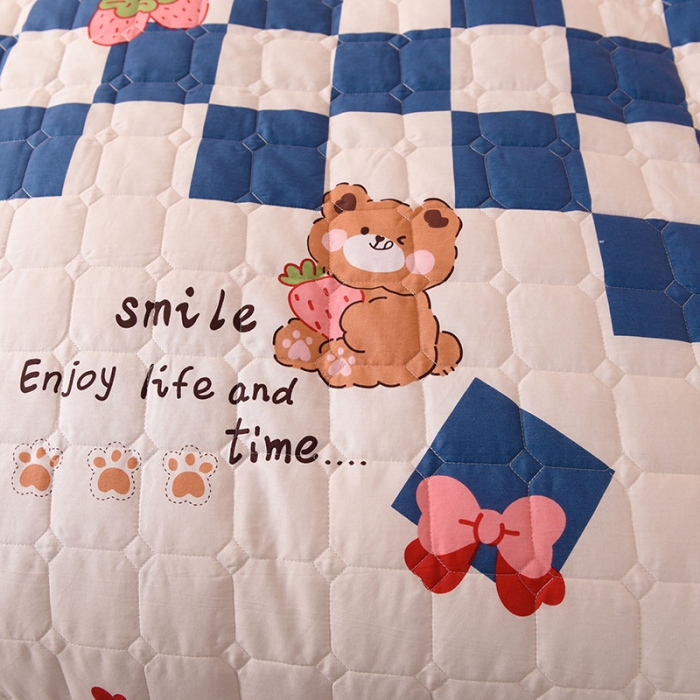 91家纺网 家纺一手货源 找家纺 甜之梦 2025新款全棉印花夹棉抗菌被套 派对熊