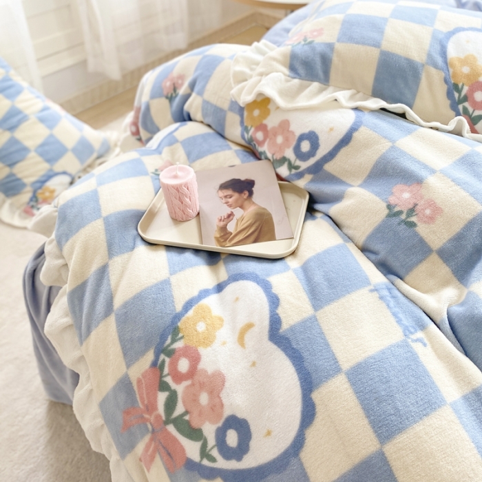 91家纺网 家纺一手货源 找家纺 眠屿 2022新款牛奶绒花边系列床单床裙床笠四件套 安夏