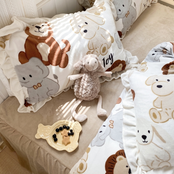 91家纺网 家纺一手货源 找家纺 眠屿 2022新款牛奶绒花边系列床单床裙床笠四件套 动物之家