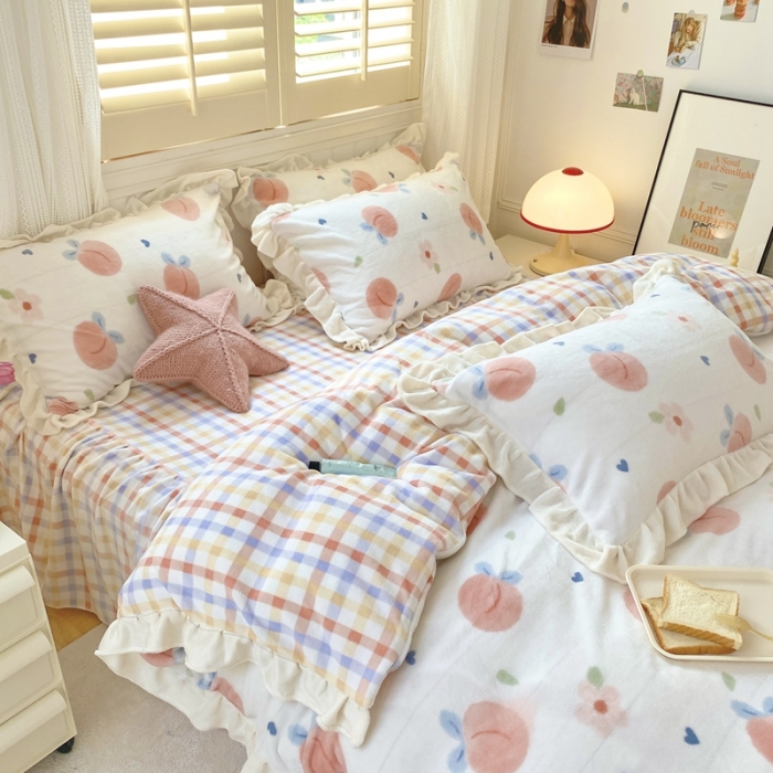 91家纺网 家纺一手货源 找家纺 眠屿 2022新款牛奶绒花边系列床单床裙床笠四件套 粉桃