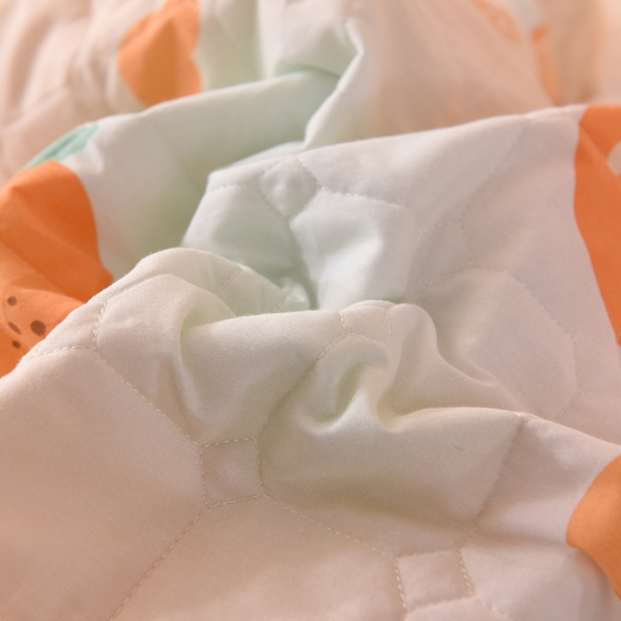 91家纺网 家纺一手货源 找家纺 甜之梦 2025新款全棉印花夹棉抗菌被套 甜橙小兔