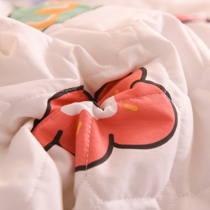 91家纺网 家纺一手货源 找家纺 甜之梦 2025新款全棉印花夹棉抗菌被套 幸运女孩