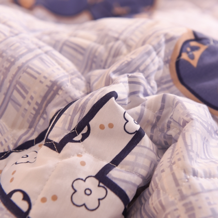 91家纺网 家纺一手货源 找家纺 甜之梦 2025新款全棉印花夹棉抗菌被套 快乐维尼