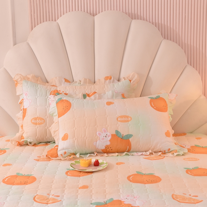 91家纺网 家纺一手货源 找家纺 甜之梦 2025新款全棉印花夹棉抗菌枕套 甜橙小兔