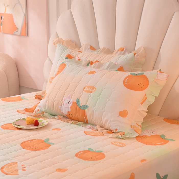 91家纺网 家纺一手货源 找家纺 甜之梦 2025新款全棉印花夹棉抗菌枕套 甜橙小兔