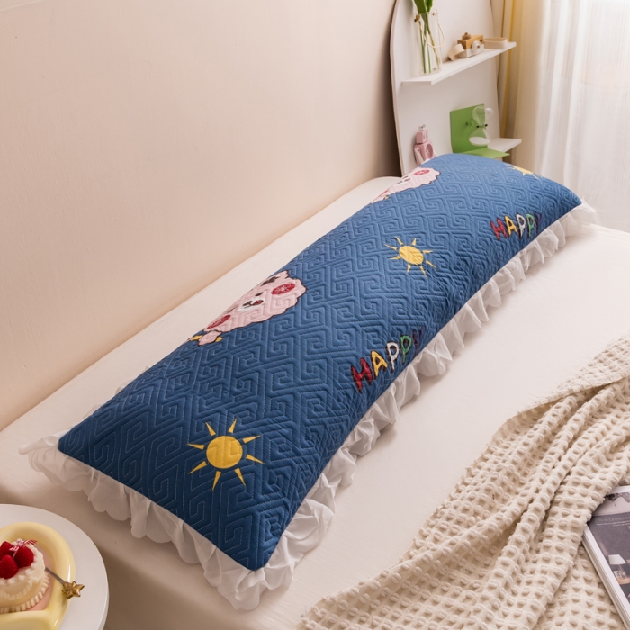 91家纺网 家纺一手货源 找家纺 新款磨毛夹棉花边双人长枕套 笨蛋熊