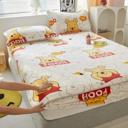 91家纺网 家纺一手货源 找家纺 舒居 2022新款迪士尼正版授权牛奶绒印花单品床笠 维尼