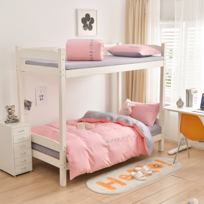 91家纺网 家纺一手货源 找家纺 啊雅家居纯色水洗磨毛亲肤绣花床单床笠款学生三套件奶粉加奶浅灰