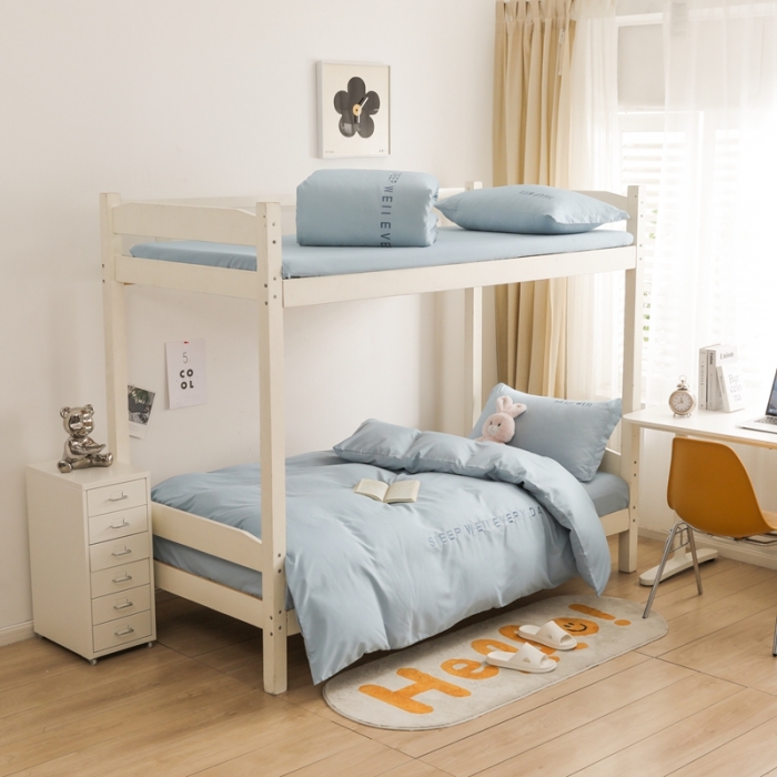 91家纺网 家纺一手货源 找家纺 啊雅家居纯色水洗磨毛亲肤绣花床单款床笠款学生三套件 奶兰灰