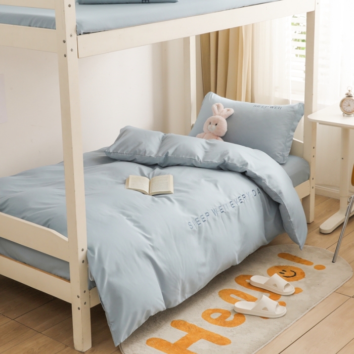 91家纺网 家纺一手货源 找家纺 啊雅家居纯色水洗磨毛亲肤绣花床单款床笠款学生三套件 奶兰灰