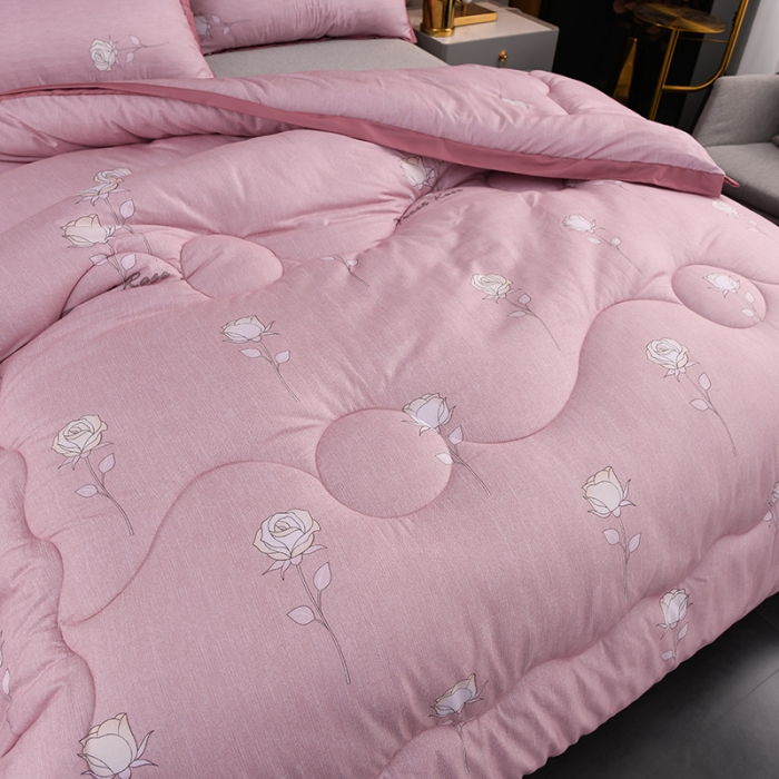 91家纺网 家纺一手货源 找家纺 圣楚 2024新馨柔羽丝绒冬被春秋被子被芯直播电商爆款 香槟玫瑰