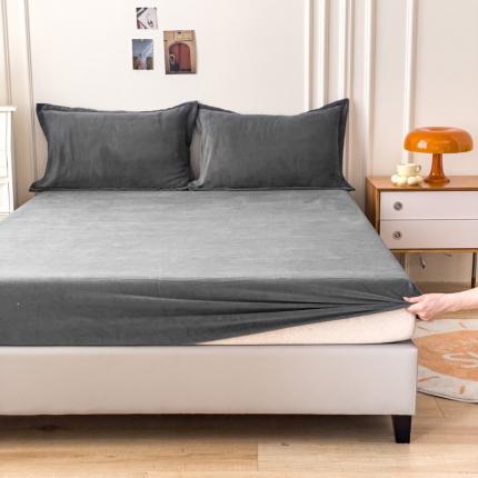 91家纺网 家纺一手货源 找家纺 （总）爱妮玖玖 2025新款牛奶绒纯色款单层床笠