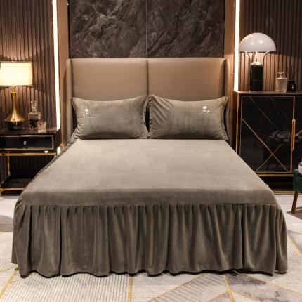 91家纺网 家纺一手货源 找家纺 （总）爱妮玖玖 2025新款牛奶绒纯色单层床裙