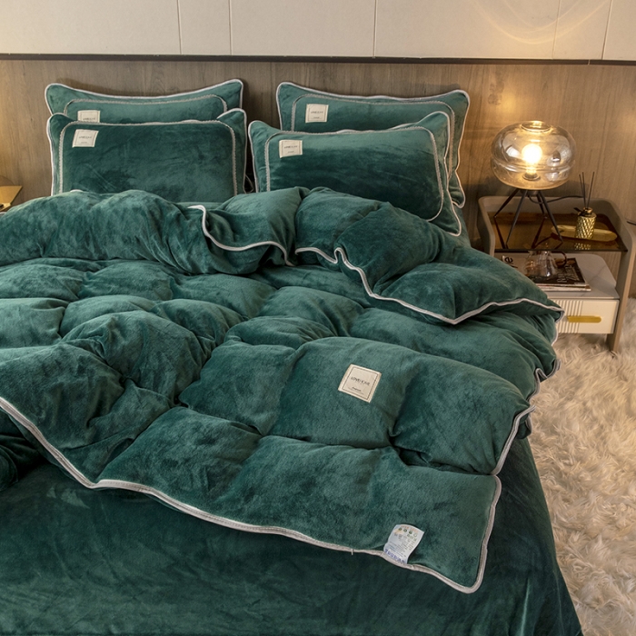 91家纺网 家纺一手货源 找家纺 能好家纺 2022直播爆款牛奶绒金貂绒四件套 墨绿