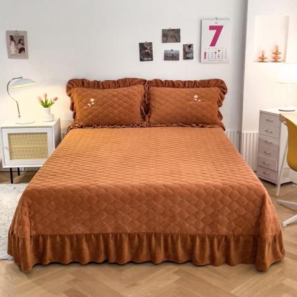 91家纺网 家纺一手货源 找家纺 （总）爱妮玖玖 2025新款牛奶绒纯色夹棉床盖