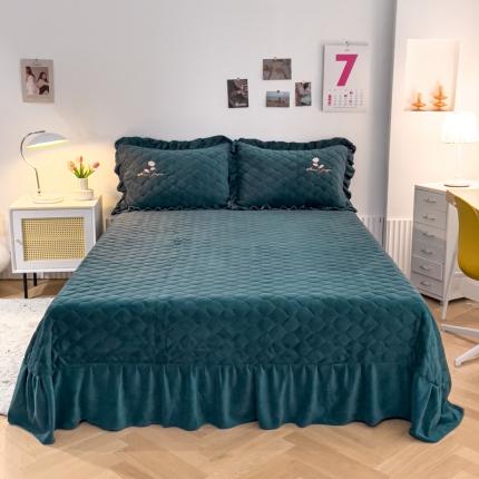 91家纺网 家纺一手货源 找家纺 （总）爱妮玖玖 2025新款牛奶绒纯色夹棉床盖