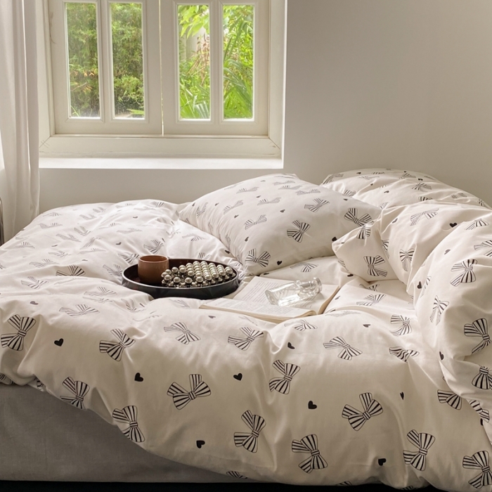 91家纺网 家纺一手货源 找家纺 昔可2022新款全棉四件套新款影棚图 黑白爱心蝴蝶结