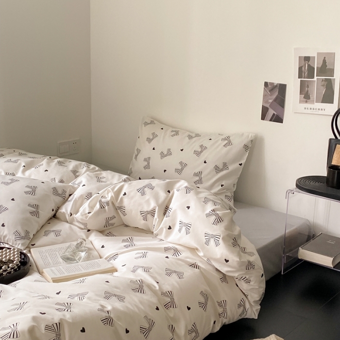 91家纺网 家纺一手货源 找家纺 昔可2022新款全棉四件套新款影棚图 黑白爱心蝴蝶结