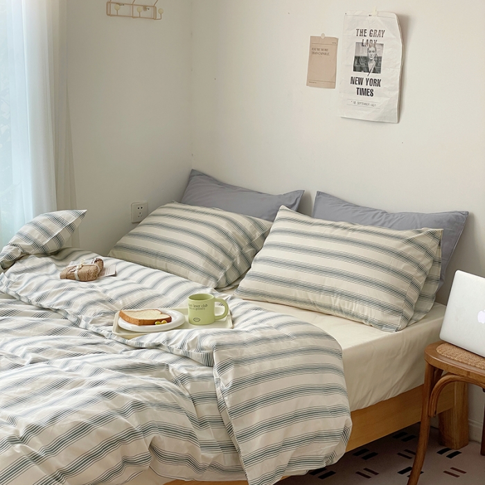 91家纺网 家纺一手货源 找家纺 时年 2022新款全棉40支13372ins条纹款四件套 复古奶绿