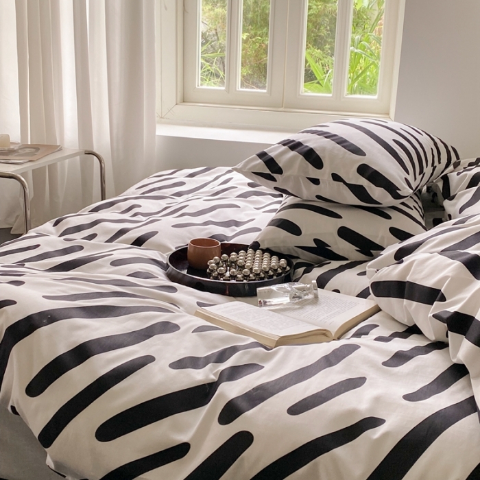 91家纺网 家纺一手货源 找家纺 昔可 2022新款全棉四件套新款影棚图 黑白斑马条