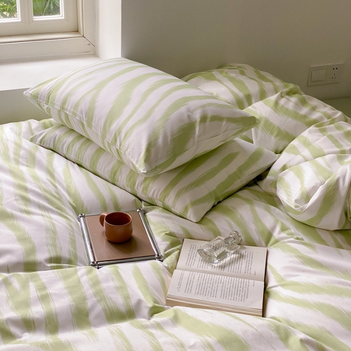 91家纺网 家纺一手货源 找家纺 昔可 2022新款全棉四件套新款影棚图 奶油绿豹纹