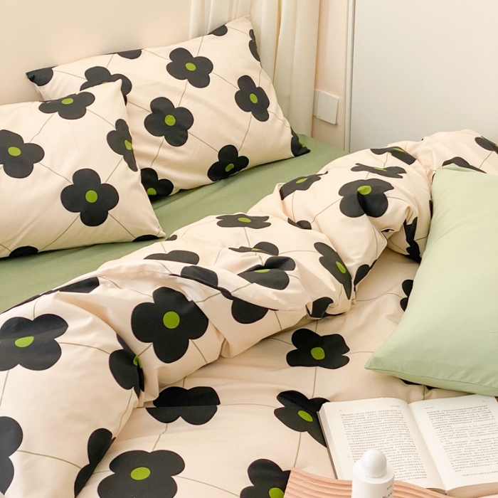 91家纺网 家纺一手货源 找家纺 昔可 2022新款全棉四件套新款影棚图 幸运四叶花 黑