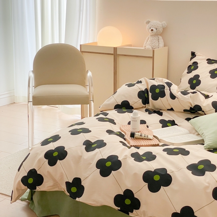 91家纺网 家纺一手货源 找家纺 昔可 2022新款全棉四件套新款影棚图 幸运四叶花 黑