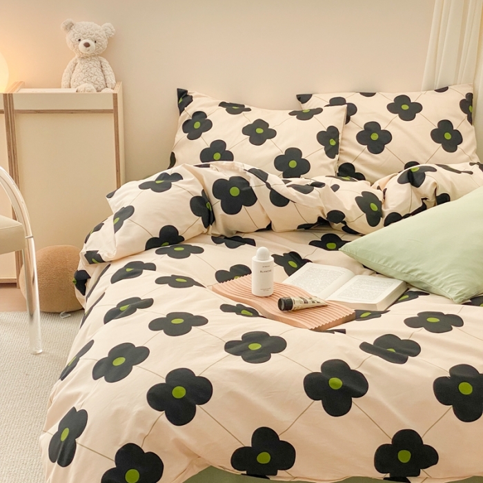 91家纺网 家纺一手货源 找家纺 昔可 2022新款全棉四件套新款影棚图 幸运四叶花 黑