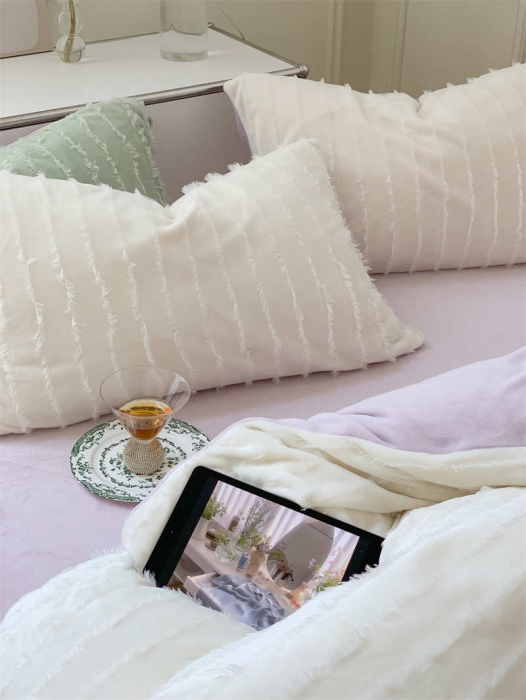 91家纺网 家纺一手货源 找家纺 顾里家居 2022年新款少女流苏牛奶绒四件套 迷雾白