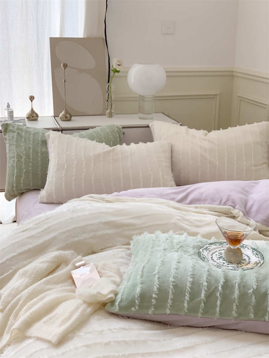 91家纺网 家纺一手货源 找家纺 顾里家居 2022年新款少女流苏牛奶绒四件套 迷雾白