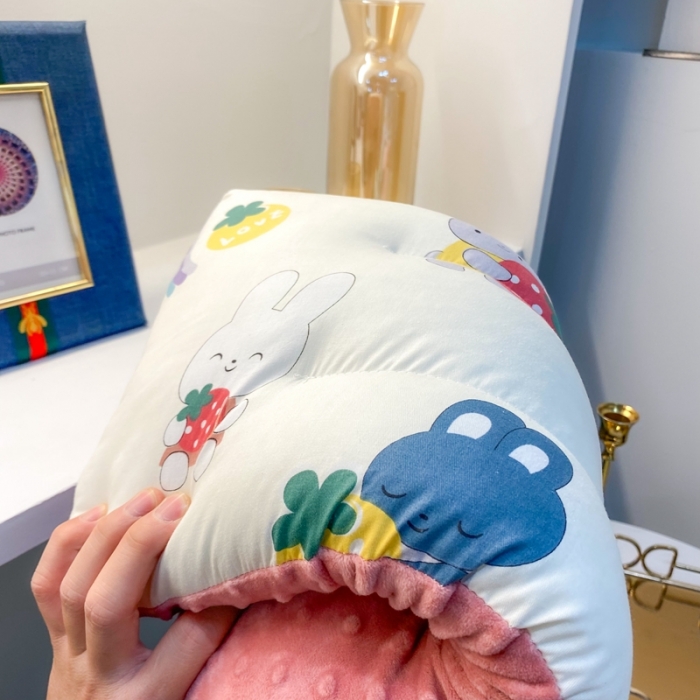 91家纺网 家纺一手货源 找家纺 宝晶枕芯 2022新款全棉儿童枕头可水洗儿童枕 白兔兔